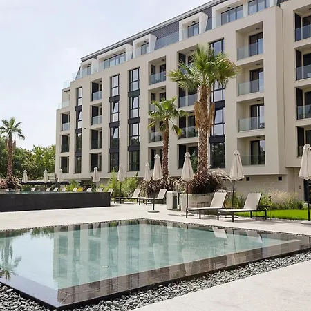 Azur Premium 1bd Flat - Pool & Parking By Flat Mаnager
