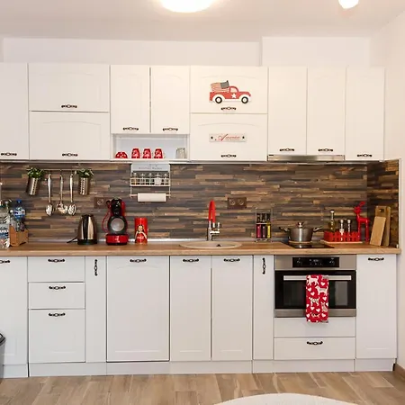 Apartament Azur Premium 1bd Flat - Pool & Parking By Flat Mаnager